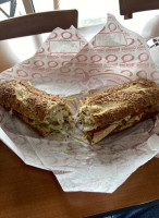 Quiznos food