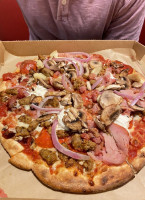 Mod Pizza food