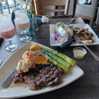 Steve's Steakhouse And Seafood food