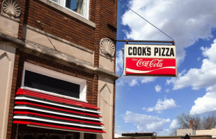 Cook's Pizza inside