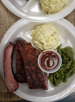 Hill Country Smokehouse food