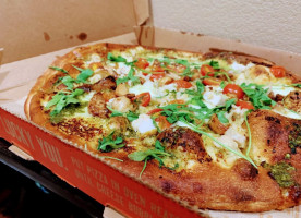 Blaze Pizza food