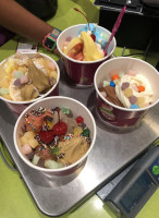 Menchie's Frozen Yogurt food