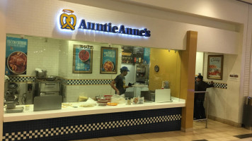 Auntie Anne's food