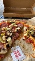 Blaze Pizza food