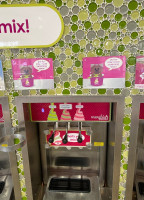 Menchie's Frozen Yogurt food