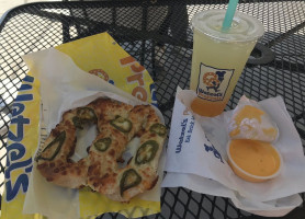 Wetzel's Pretzels food