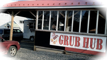 Bill's Grub Hub outside