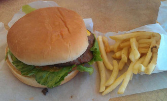 Julians Burgers And More food