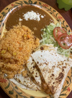 El Alacrán Taquería food