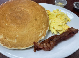 Country Skillets food