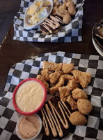 Gary's Oyster Shack inside