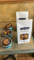 Cinnabon food