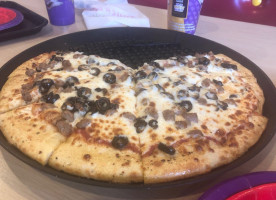 Chuck E. Cheese food