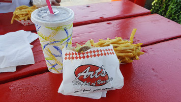 Art's Burgers food