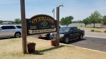 Overlook Cafe outside