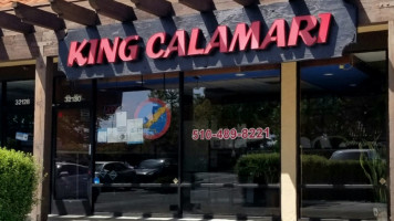 King Calamari outside