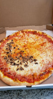 Davidson Pizza Company food