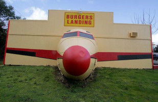 Burger's Landing outside