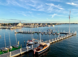 Bay Head Yacht Club outside