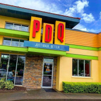 Pdq Chicken outside