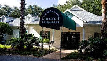 Plantation Oaks food