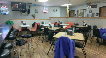 Community Bowl Pizzeria inside