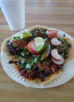 Taqueria Los Amigos food