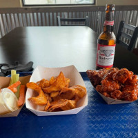 Voodoo Wing Company food