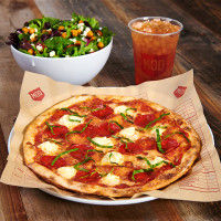 Mod Pizza food