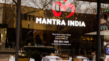 Mantra India Restaurant Bar food