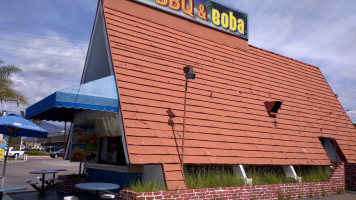 626 Hawaiian Bbq Boba outside