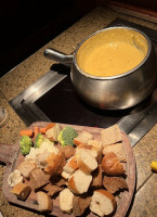 The Melting Pot food