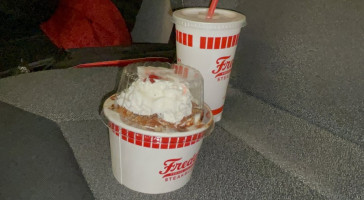 Freddy's Frozen Custard Steakburgers food