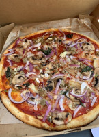 Blaze Pizza food