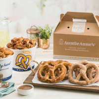 Auntie Anne's food