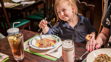 The Old Spaghetti Factory food