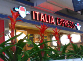 Italia Express Denton outside