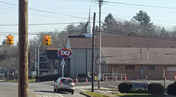 Dairy Queen outside