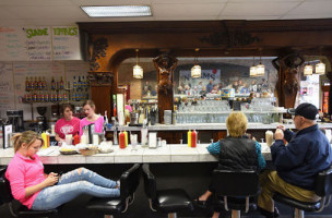 Norm's Soda Fountain food