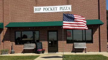 Hip Pocket Pizza Parlor food