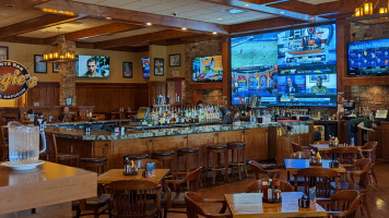 Oggie's Sports Grille food