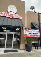 Mi Taqueria outside