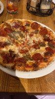 The Pizza Pub food