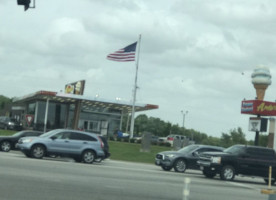 Andy's Frozen Custard outside