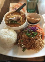 90 Degree Bangkok Cafe food