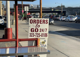 J S Drive Thru outside