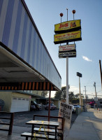 J S Drive Thru outside