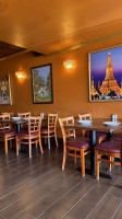 Mongkut Thai food