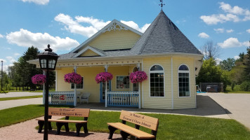 The Victorian Cafe food